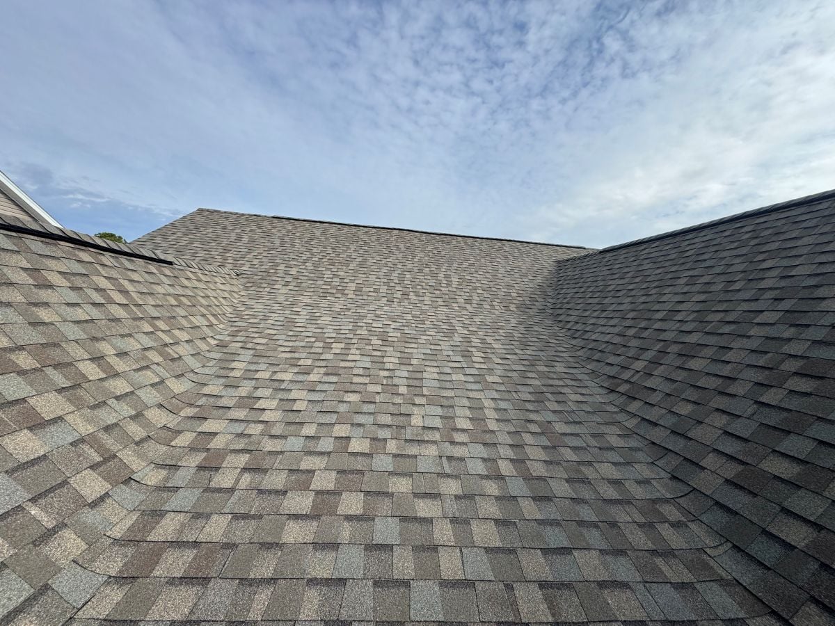 Tideline Roofing project closeup charcoal shingles roof